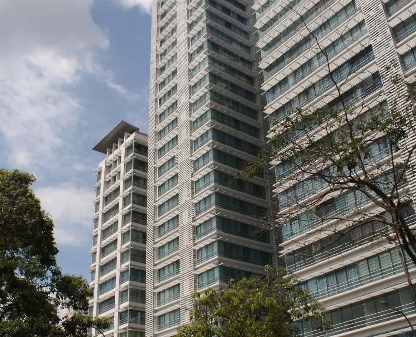 Parkroyal Serviced Suites Kuala Lumpur Malaysia