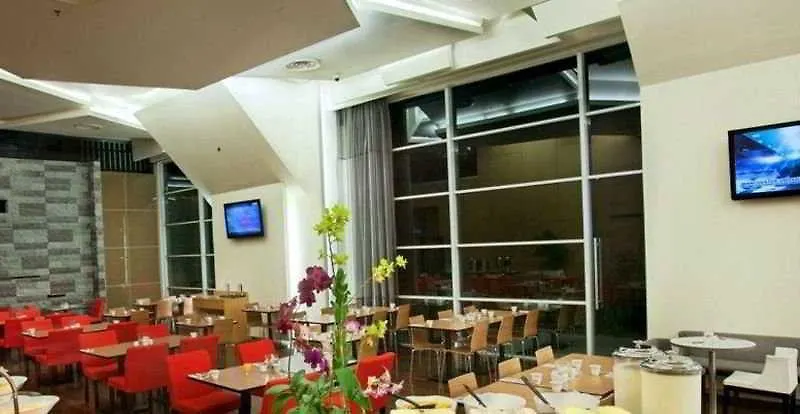 Parkroyal Serviced Suites Kuala Lumpur 5*,